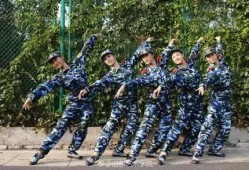 最新爆料大学军训跳舞,大学生军训中的青春舞动瞬间